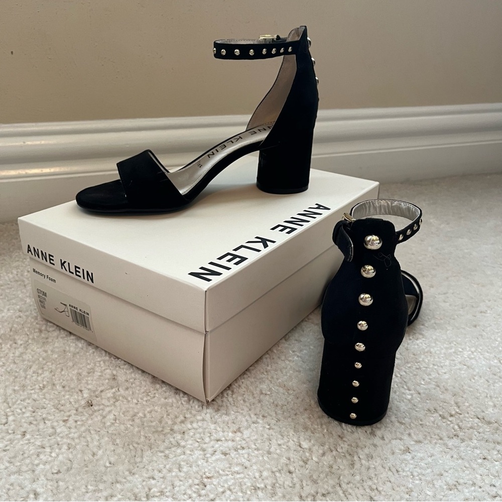Anne Klein iflex open toe gold studded heels